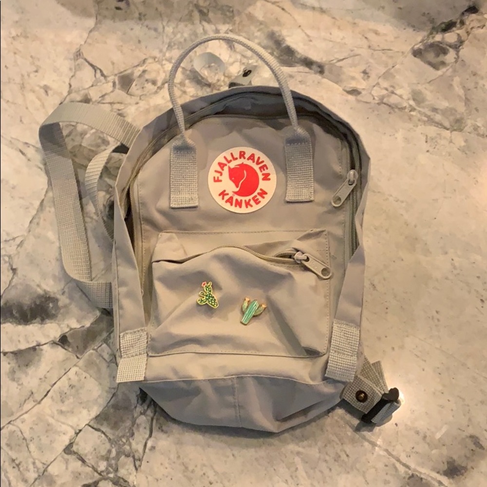 mini gray kanken backpack/comes w TWO cactus pins